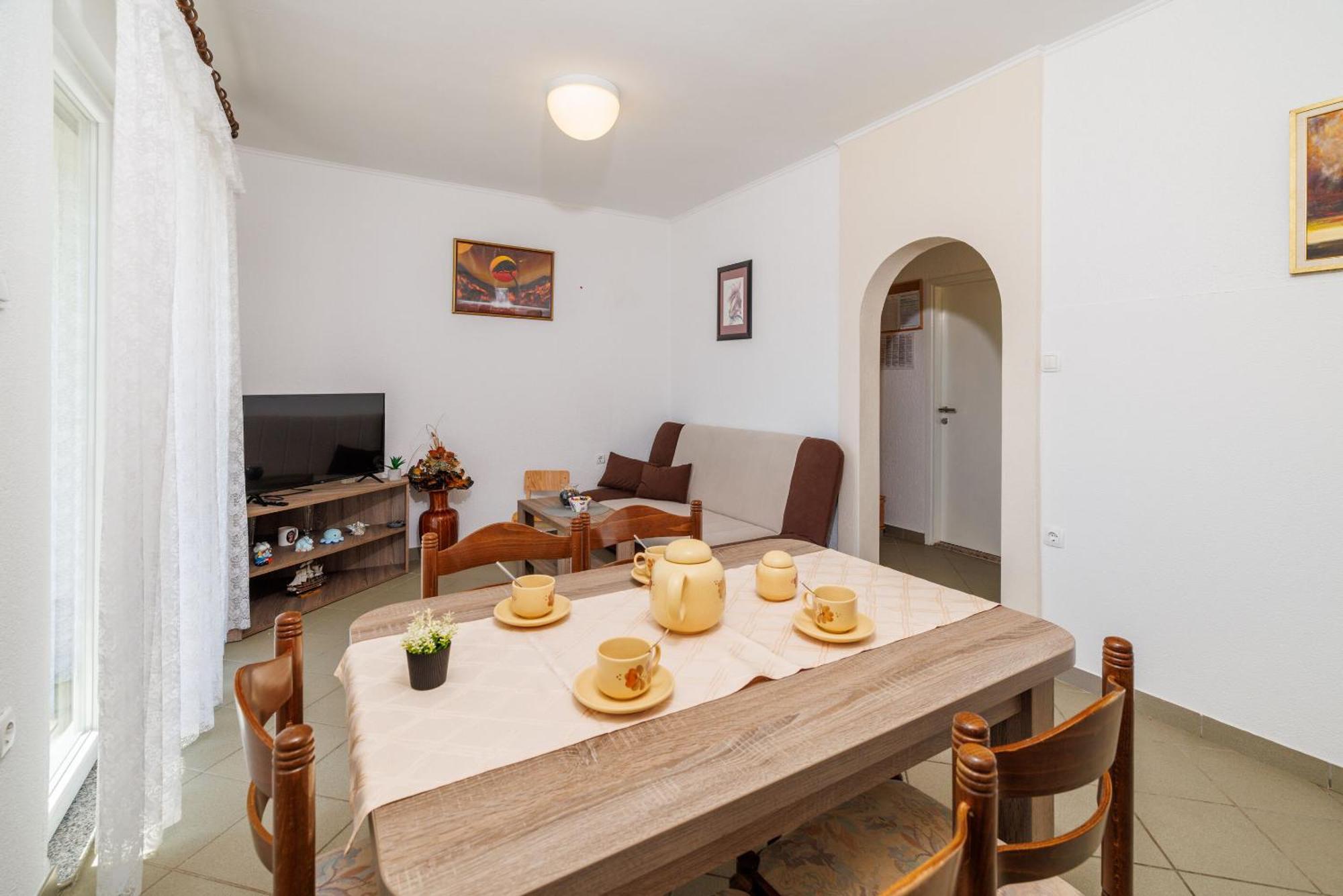Apartments Danica Лопар Экстерьер фото