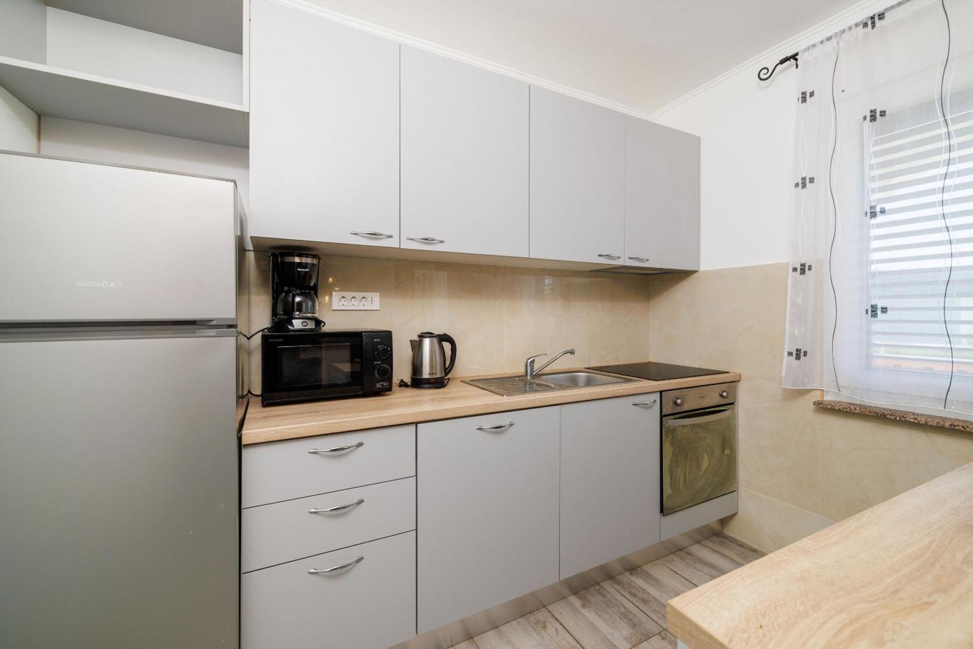 Apartments Danica Лопар Экстерьер фото
