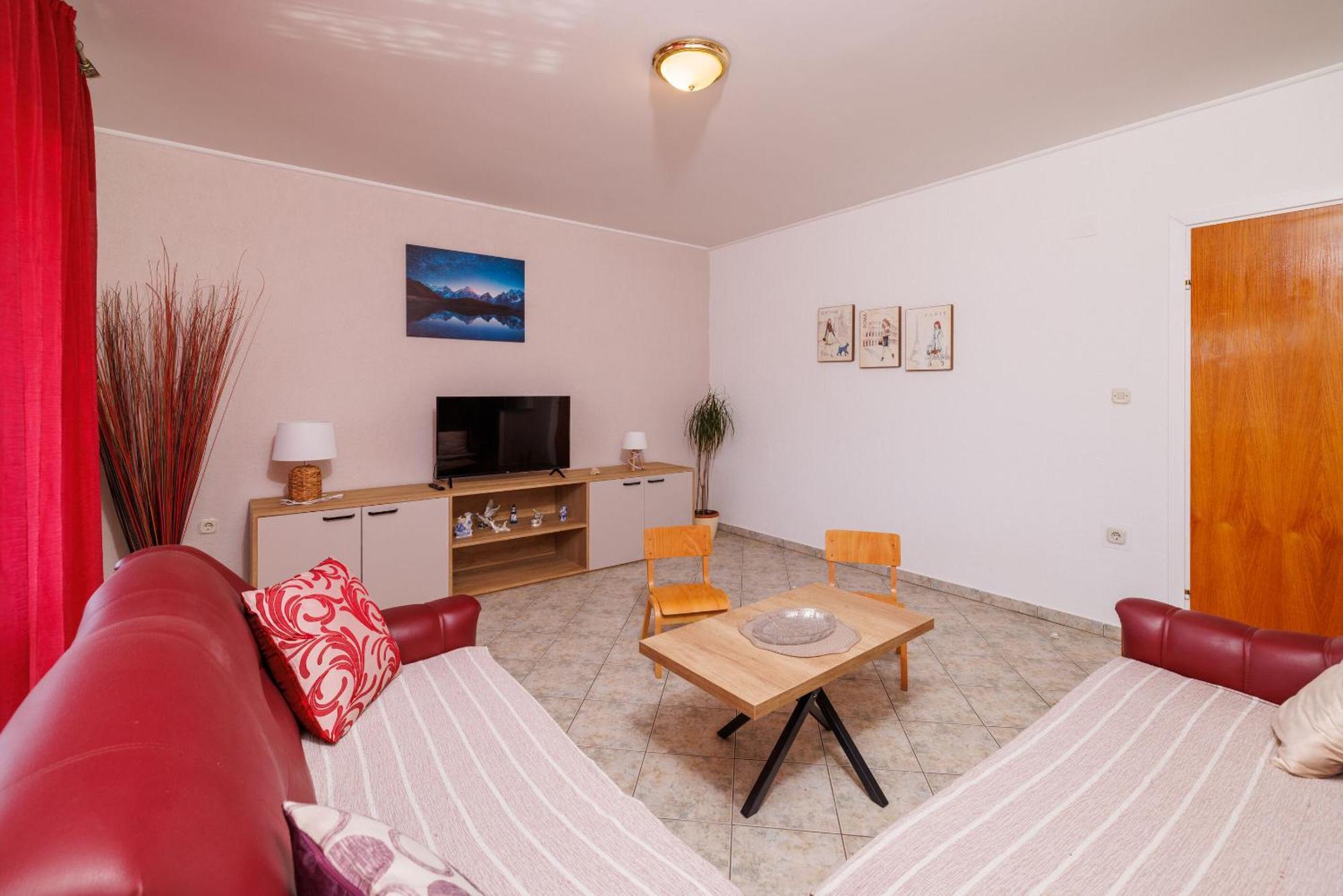 Apartments Danica Лопар Экстерьер фото
