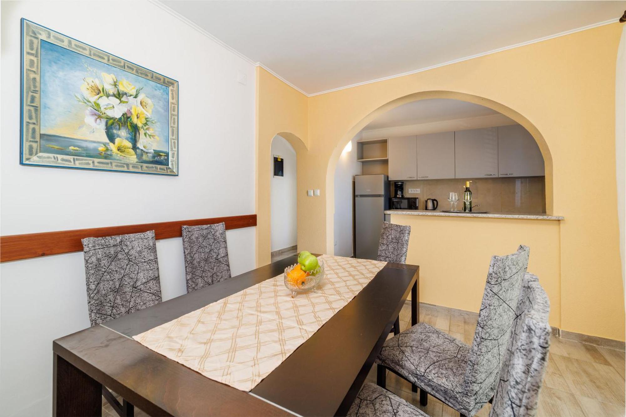 Apartments Danica Лопар Экстерьер фото
